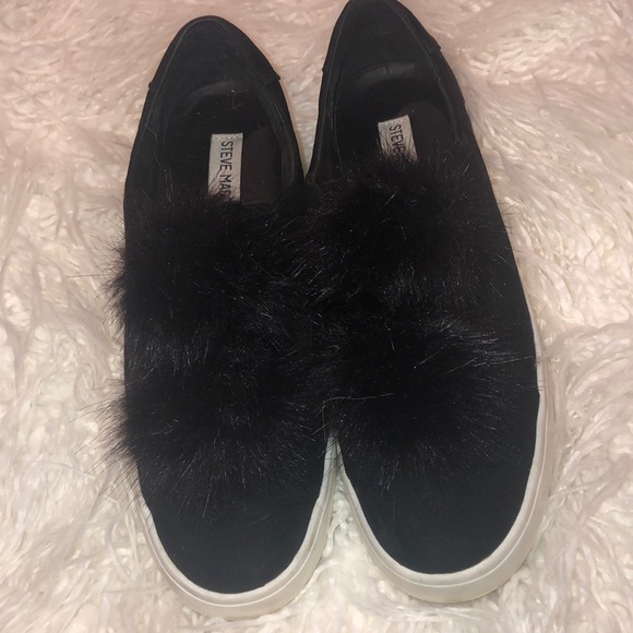 Steve Madden Pom Pom Sneakers - Picture 1 of 4